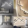 Lampes murales LED Backlight lampe pour fond de chambre à coucher Escaliers de salon art déco long strip concepteur applique d'éclairage intérieur