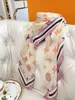 Top New Classic Brand V Designer Scarf For Women Monogram Letters Presbyopia Pattern Soft Large Shawl Chiffon Real Silk Pink Green 110X110cm