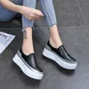 Fitnessschuhe Frauen rutschen auf Ladungsdamen Ladies Sewing Platform vulkanisierte Frau PU Leder Fashion Freizeitschuh Frauenkomfort Schuh Schuh