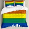 Bedding Define o conjunto de capa de edredão do orgulho, pessoas de poliéster comemorando o Dia Internacional para a Comunidade LGBT com design listrado colorido