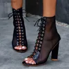 Klänningskor Spring Autumn Sexig Peep Toe Transparent High Heels Dance Ankle Boots Women Roma Style Mesh Hollow Out Cross Lace-Up Sandal H240403Ljev