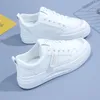 Chaussures décontractées Small White Women's 2024 Summer All-Match Student Breathable Mesh Fashion Ins Tide Sneakers Femmes