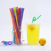 Dricker sugrör 25/100 st plast engångsfärgad färgglad flexibel förlängd dryck Straw Bar Party Wedding Kitchen Accessories