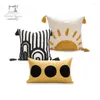 Poduszka pluszowa poduszki z frędzlami Nowoczesne Instagram Style Homestay Próbka pokój z zarządu Living Sofa