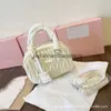 Cross Body 2023 Summer Nowa moda Boston Pillow Women Bag Modna plisowana JEDNO RAMPER Crossbody Cloud torebka H240409