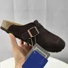 Designer Allemagne Slippers Clogs Designer Slides for Men Women Clogs Sandals Femme Platage Pantoufle Mentide Mobile Luxury Suede en cuir boucle en cuir