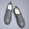 Chaussures décontractées hommes en cuir 2024 pour le printemps automne lacet lacet up cool mots de loi