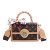 Cross Body PU PU Handbag Womens Bag 2024 Fashion New Printed Single Counter Messenger Bag Foreign Silk Silk Square H240403