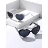 2pairs Men Heart Lens Design Fashion Glasses