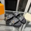 Designer sandal Bom Dia Genuine Leather sandal Slipper Casual Shoe summer beach gladiator Mules hasp New womans Flat Slide luxury Designer Sliders sandale