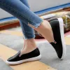 Boots Femme Sneakers White Flats Coupte femme Locs Pu Leather Slip on Chaussures Bas talons Chaussures décontractées Espadrilles Ladies Chaussures N7145