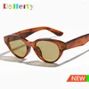 Sonnenbrille Ralferty Y2K Retro Cat Eye Frauen Marke Designer kleiner Rahmen Anti-Blend-UV-Farbtöne für weibliche 2024 Brillen