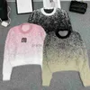 Giacca da maglione di designer da donna maglioni Woman Womens Round Neck Mweaters Lettera a maglia a maglia Cardigan Long Fashion Knitwear Shirts Times S-XL HH28738