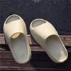 Designer Sandals Femmes Slides Foam Runner Slippers Sandal Beach Men Slide Eva Unisexe Summer Flat Talon chaussure 36-45