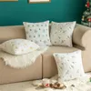 Oreiller Christmas Broidered Throw Covers Ensemble de 2 taies d'oreiller d'hiver imprimées à 2 paillettes de neige en argent doux pour Soapa Couch