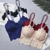 Bras Femme Flower Lace Top Bralette Couleur solide confortable sous-vêtements sexy Veme Femelle Hollow Out Wireless Lingerie Soupchancet sans couture