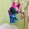 Creative Astronaut Waving Rabbit Keychain, Super Cool and Colorful Space Picture Pendant, Utsökt och söt liten gåva grossist