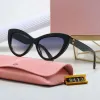 Mui Sun Grasses Designer Miui Lunettes de soleil Overseas Cat Eyes Mens and Womens Street Photos Classic Trend Travel Fashion Lunes 842