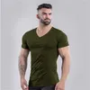 Herren T-Shirts Marke Summer Cotton T-Shirt Männer V-Ausschnitt Modedesign Slim Fit Soild Sports T-Shirts Männliche Tops T-Shirts Kurzarm T-Shirt für Männer 2443