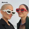 Sonnenbrille Dicker Rahmen Katzenauge Y2K Frauen 2024 Designer übergroße stilvolle Punk Sonnenbrille Gafas de Sol Para Mujer