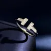 Cluster Rings 2024 Nytt trendmärke Hot Jubileum Presentkvinnor Lyxiga smycken Elegant Simple Design Ring L240402