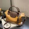 2024 Sacs de corps en cuir Pu Casual de haute qualité Sacs de luxe Designer 2023 Sac à main de style simple Nouvelle épaule classique pour les femmes