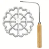 Bakvormen Bunuelos Mold Rosette Iron Mallen Set met houten handvat Lotus Flower Cookie Maker 4,7 inch
