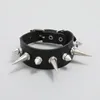 Bangle unika armband cuspidal spikar nit med brett manschett läder punk gotisk rockstil unisex armband män armbandsband