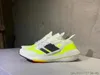 Designer ultra boost chaussures 22 baskets triple noyau noir merveille blanc impact orange mens fumens running k8eg #