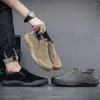 Scarpe casual uomini primaverili in pelle autunno lavoro piatto alla moda antriskid uomo slip-on