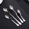 Coffee Scoops 4 PCS Volent de table en acier inoxydable à tas de tasse de tasse mélange des desserts ménagers Pudding à poignée courbe pour remuer