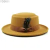 Breda randen hattar hink vintage fläsk paj hatt herr fedora band dekoration flip topp filt panama gentleman womens kyrka jazz yq240403