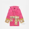 Jacquard Sleepwear -klänning Vintage Robe med midjebältet Kvinnors vinterbadrockar Tjockade klänningar 8 Färg Mens Designer AAA14