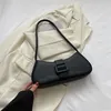 Totes Fashion Sendage des femmes solides Sac en cuir artificiel Sacs Underarms Sacs Mes à main pour les dames pour les produits utilisés quotidiennement et cadeau