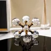 Modernt bordsdekoration Creative Art Crystal Ball Light Luxury vardagsrum Vinskåpsdekoration 240311