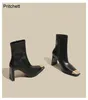 Botas de couro preto no tornozelo alto 2024 metal quadrado de pé feminino zíper branco sapatos de salto grossa simples