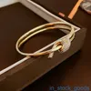 Braccialetti femminili High -End Logo di marca 1to1 originale per il nodo a doppio strato a doppio strato di zircone double strato per la personalità della moda femminile