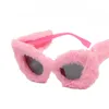 Zonnebrillen trendy kattenoog vrouwen punk zachte bont fluwelen zonnebril dames uv400 tinten handgemaakte bril gafas de sol