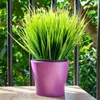 Fleurs décoratives 5pcs graminées artificielles plantes extérieures fausses buissons fausses arbustes en plastique pour la ferme de la ferme de jardin