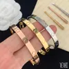 Bracelet Deaiigner Mens Bracelets en acier inoxydable Bracelet Gold Bracelets à manchets