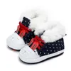 Сапоги детские туфли девочки зимняя рожденная теплая точка припечаток младенец снег плюс бархат 0-12м