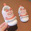 Pasgeboren baby peuter schoenen eerste wandelaars zachte bodem kinderen babyschoenen voor jongens meisjes casual schoenen ademende 2024 nieuwe slip-on lente kinderen wandelschoenen