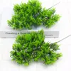 Dekorativa blommor konstgjorda tall lämnar växt simulering grönska dekor hemmakontor dekoration plastisk falsk