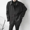 メンズドレスシャツウミーマオヤマモトダークトップトップ韓国のデカストラクトデザインはゆるい長袖シャツユニークな複数の摩耗方法を感じます