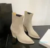 2024 Western Short Combat Boots Högkvalitativ Cowhide Women's Boots Brands klassiska bästsäljande stil Bekväma avslappnade och minimalistiska