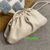 Pouch Cloth Bags BottegVeneta Trusted Luxury Bag Leather Cloud Bag Fold Bag Grab Bag New Minority Design Bag Versatile Messenger Leather Soft have logo HB0SCB