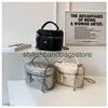 Sacs à bandouliers cette année Mini sac populaire pour femmes printemps et été 2023 New Fashion Lingge Chain Crossbody Sac Handheld Backet H240403