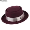 Beauts de chapeaux à bord large H7209 Hiver New Wool Fedora chapeau unisexe British Ribbon Bow Mens Womens Short Eved Church Party YQ240403