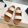 Triomphe Triomphe Tippi Gladiator Sandales Brown Soft Leather Designer Femme Flip Flops Sandale Mules Summer Beach Flat Talon Sliders Lady