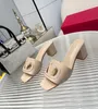 Topkwaliteit Designer Vlogo Sandals Valentine beroemde V Heel Slippers Luxe Sandale Miller Schoenen Lederen Fashion Women 8676